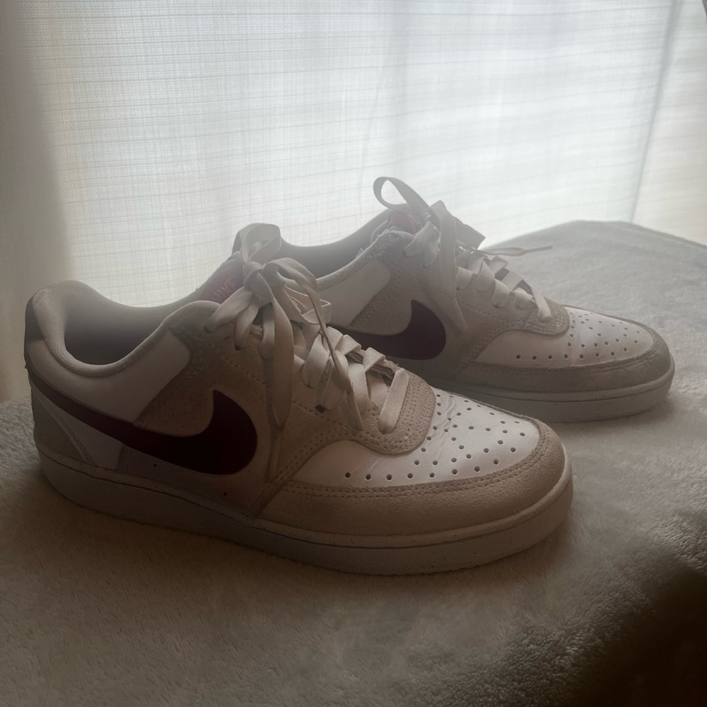 Nike White and Burgundy Sneakers